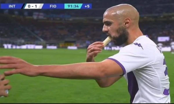 Fiorentina e gatshme të shesë Amrabatin