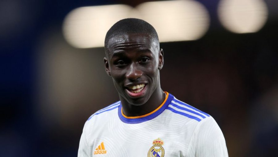 Real Madridi ia cakton çmimin  prej 60 milionë euro futbollistit Ferland Mendy