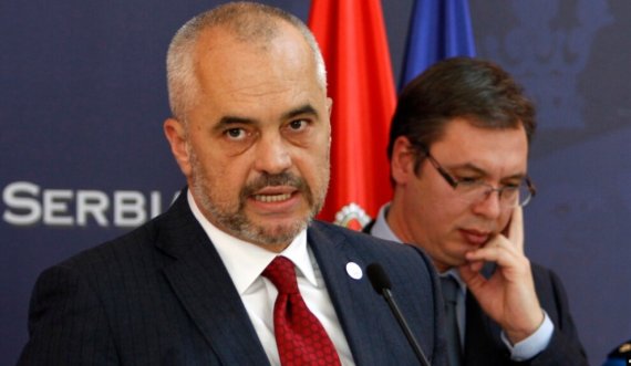 Rama mbron Vuçiçin/ Rusia vazhdon të rrisë numrin e diplomatëve në Serbi