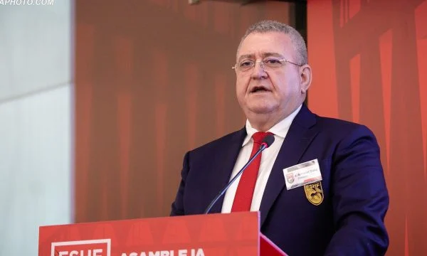 Shqiptari Armand Duka më i votuari në UEFA, rizgjidhet anëtar i Komitetit Ekzekutiv