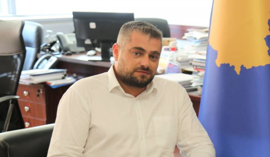 Hoti - ndërkombëtarëve: Kushtëzojeni Serbinë për fatin e të pagjeturve