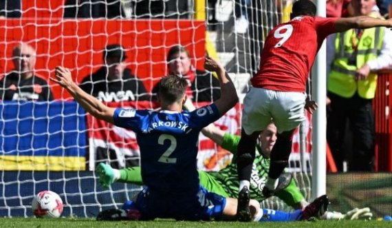 Man United shënon fitore të pastër ndaj Evertonit