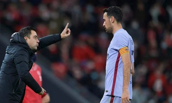 Xavi kundër  largimit të  Busquets nga  Barcelona