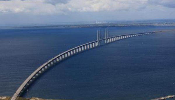 Ura që lidh kryeqytetin e Danimarkës me Suedinë