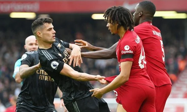 Granit Xhaka me mesazh  motivues për titull, pas barazimit me Liverpoolin