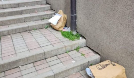 Kush e ka harruar bërllokun në Arbëri?