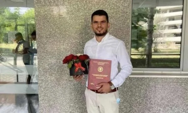 Stomatologu shqiptar goditet për vdekje nga një veturë