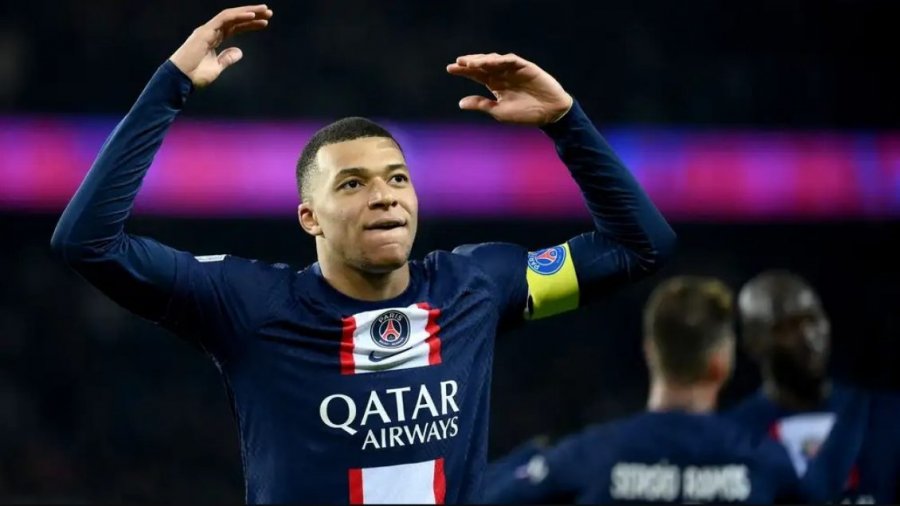 Mbappe uron publikisht Messin për trofeun