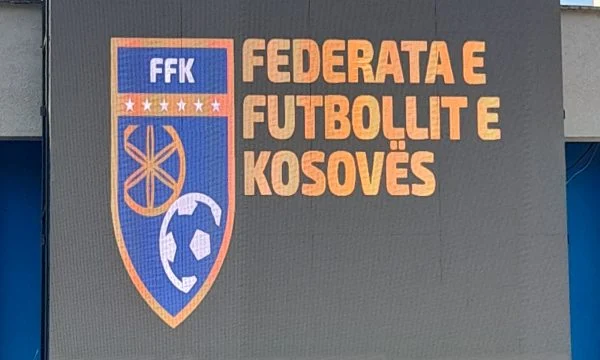 Zyrtarët e UEFA-s dhe të FIFA-s takohen me krerët e FFK-së, zbulohet qëllimi i vizites