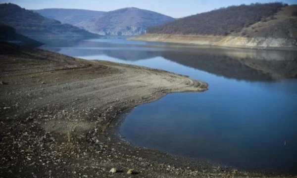 Policia dhe FSK-ja nisin kërkimin për 76-vjeçarin e zhdukur te liqeni i Badovcit