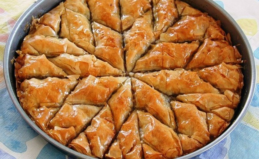 Receta e Pepës- Bakllava e shpejtë