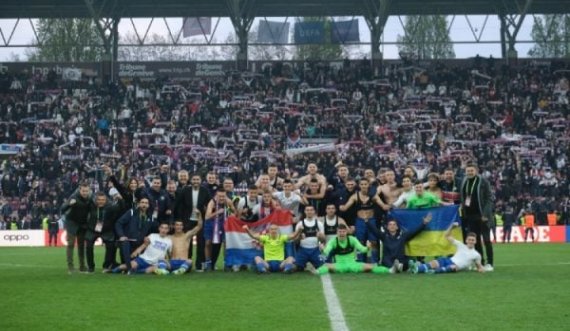 17 mijë kroatë në përkrahje të juniorëve, Hajduk Spliti shkroi historinë në Ligën e Kampionëve për të rinj