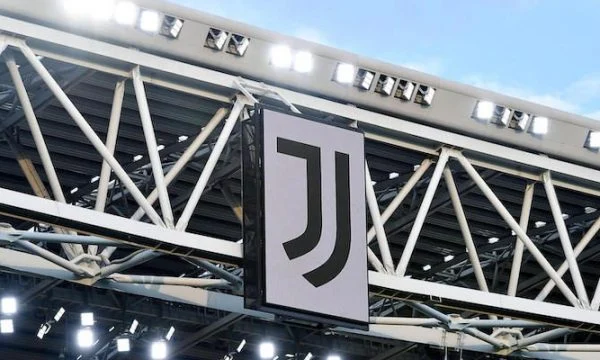 Vendimi i ashpër: UEFA  përgatitet ta përjashtojë Juventusin nga garat evropiane
