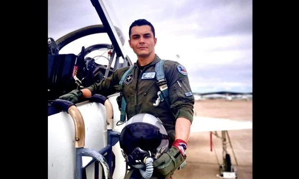 Shqiptari Edmond Smajli, pilot i ushtrisë së Shteteve të Bashkuara të Amerikës