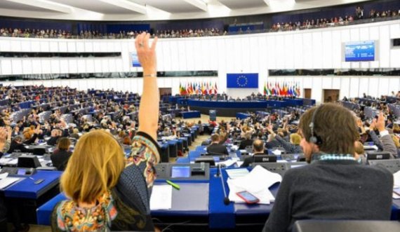 Parlamenti Europian u kërkon 5 vendeve anëtare të BE’së që ta njohin Kosovën