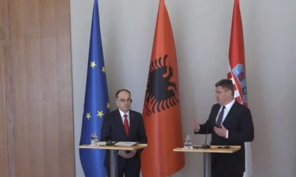Presidenti shqiptar Begaj  në vizitë zyrtare në Kroaci, pritet me ceremoni shtetërore nga homologu kroat