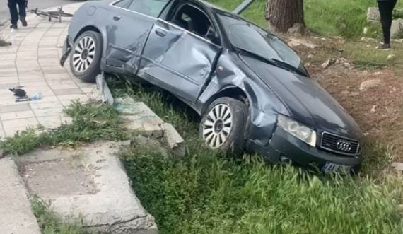 “Audi” del nga rruga dhe përfundon në kanal