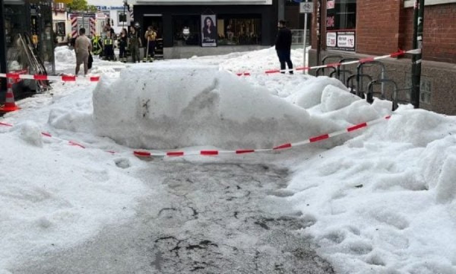 Gjermania 'pushtohet' nga një stuhi e pazakontë