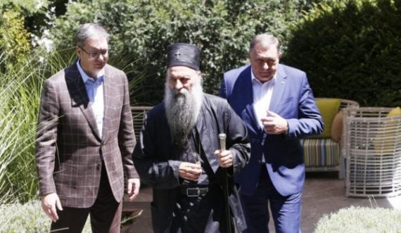 Vizita e përbashkët e Vuçiqit me Dodikun në Prijedor nën bekimin e Patriarkut Profirije, ofendim për viktimat e luftës së vitit 92-95 dhe SHBA-së