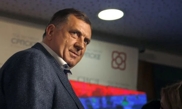 Dodik do të përballet me 5 vjet burg dhe ndalim për të mbajtur poste politike