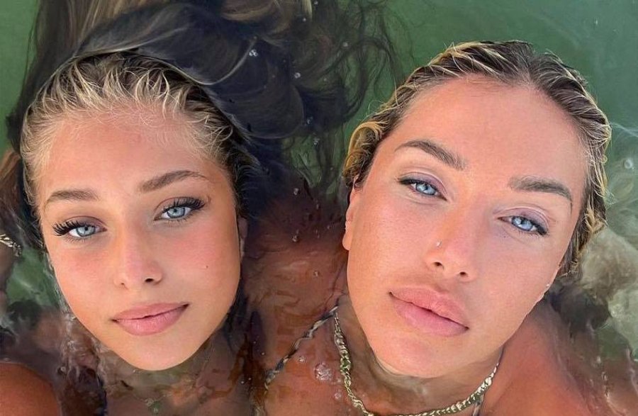 Motrat Tahiri shfaqen joshëse me bikini në plazh