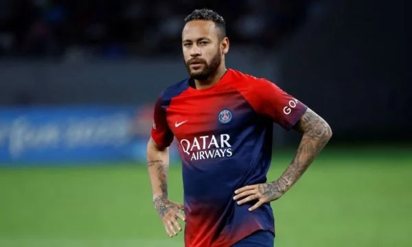 Deco: Ishte e pamundur ta rikthenim Neymarin në Barcelonë