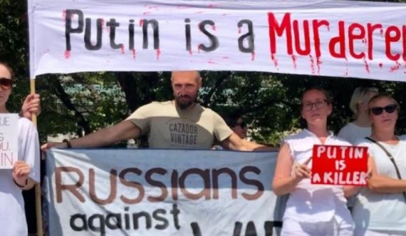 Protestë në Podgoricë kundër presidentit rus: Putini është vrasës