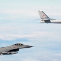 SHBA heq avionët nga baza e Katarit