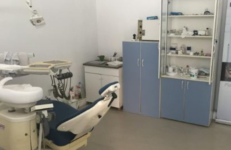 Zbulohet se çfarë medikamente u përdorën për trajtimin e dhëmbit të 35 vjeçares që vdiq në ordinancë