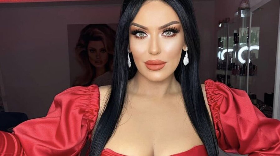 E keni parë Arta Bajramin me bikini? - Ja si duket