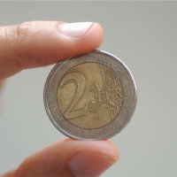 Kosova në hall me 2€ false, BQK tregon si të verifikohen monedhat e falsifikuara