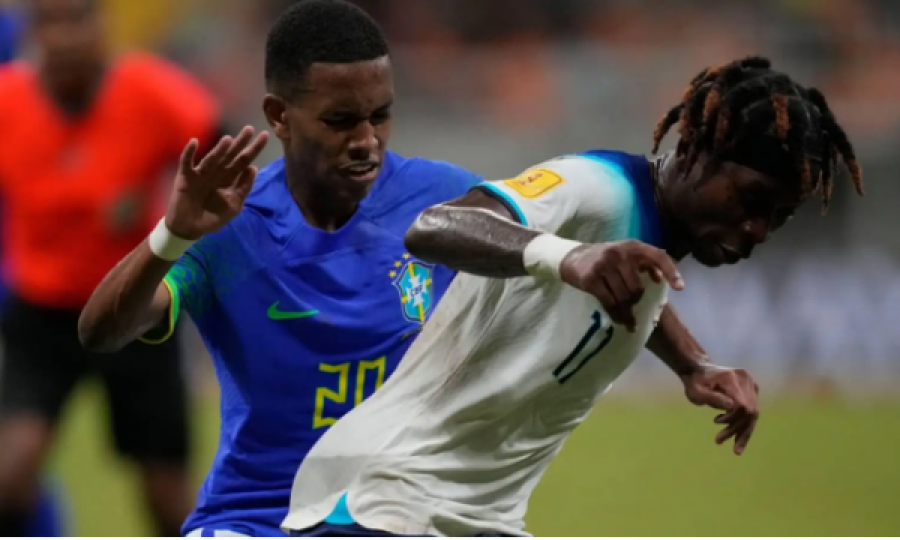 Man Utd hyn në garë për senzacionin brazilian, Estevao Willian