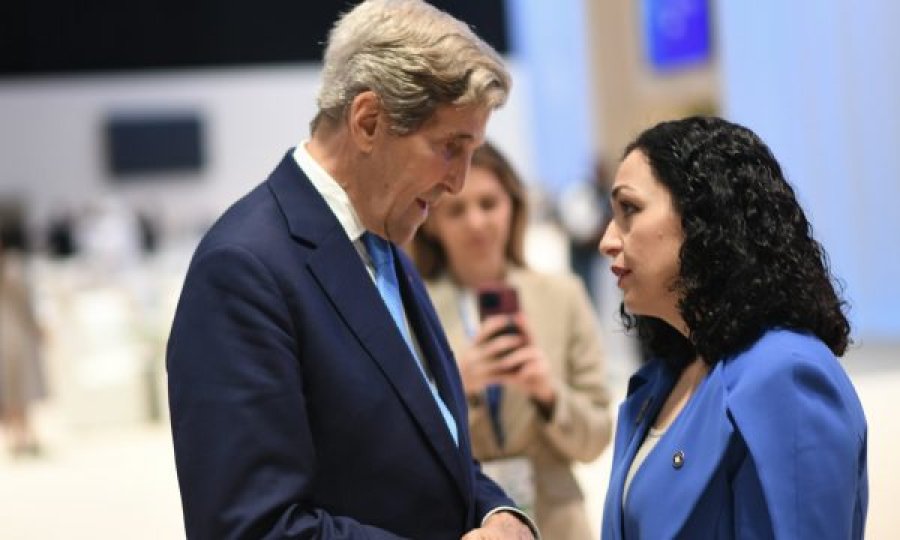 Osmani e informon ish-Sekretarin amerikan Kerry për zhvillimet më të fundit të sigurisë në Kosovë