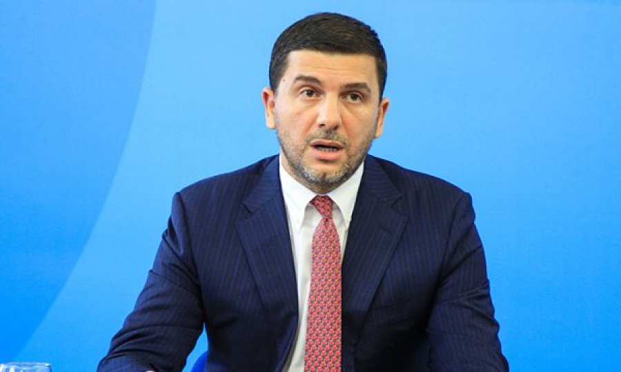 Krasniqi: I uroj mikut tim Talat Xhaferit emërimin si kryeministër i Maqedonisë së Veriut