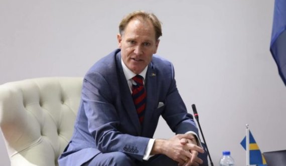 Ambasadori suedez në familjen e Liridonës: Përshëndes reagimin e shpejtë të Policisë dhe Prokurorisë së Kosovës për të sjell të dyshuarit tek drejtësia