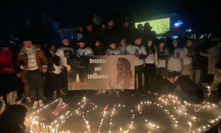 Pas Prishtinës edhe në Gjakovë ndizen qirinj në kujtim të Liridona Ademajt