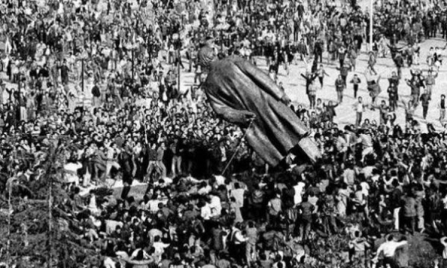 Sot 33 vite nga Lëvizja Studentore që solli demokracinë në Shqipëri