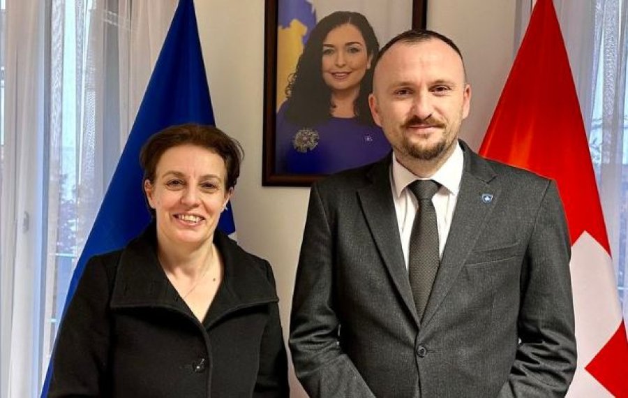 Donika Gërvalla emëron Vigan Berishen konsull në konsullatën e Kosovës në Cyrih