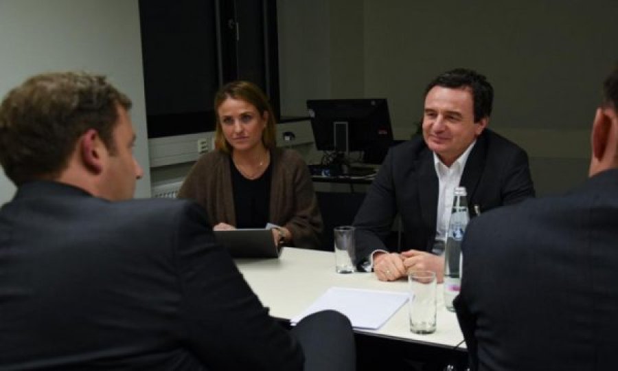 Deputeti i Bundestagut gjerman takohet me Kurtin: E falënderova për angazhimin e tij të palodhshëm për një Kosovë të lirë 