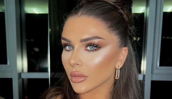 Vajza e Shyhrete Behlulit mahnit me bukurinë e saj