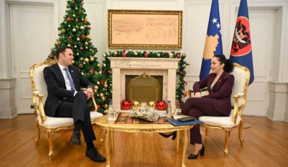 Osmani takohet me Abdixhikun, flasin për dërgimin e draft-statutit në Kushtetuese