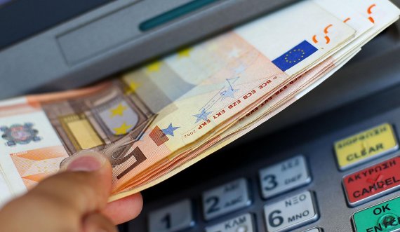 Si po funksionon sistemi bankar në Kosovë?!...