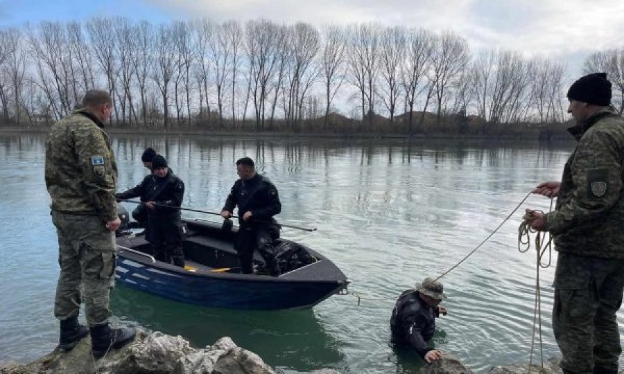 Po vazhdon operacioni për gjetjen e kosovarit që ra aksidentalisht në lumin Buna