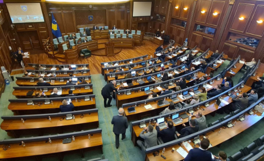 Kuvendi i Kosovës sërish shkon në pauzë