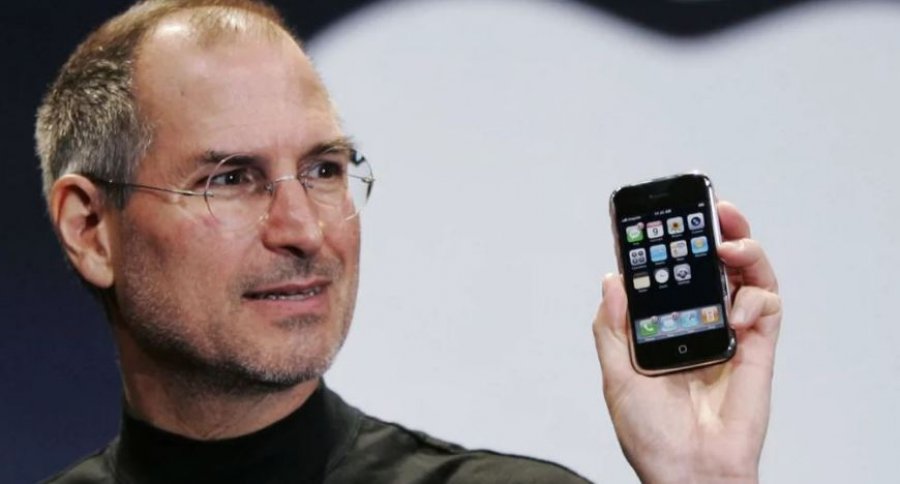 iPhone 2007 pritet të arrijë në ankand