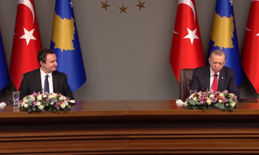 Kurti e falënderon Turqinë për përkrahjen në anëtarësimin e Kosovës në NATO 