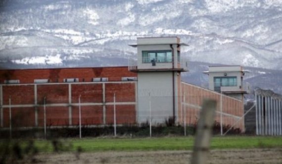  Një i burgosur sulmohet nga pesë të tjerë në Burgun e Dubravës 