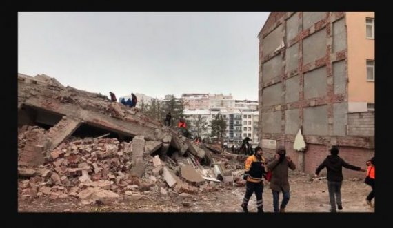 Detaje tëreja tragjike nga tërmeti në Turqi: Hoteli u shkatërrua nga tërmeti, 15 sportistë nën rrënoja