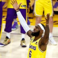 Legjendari i historisë në basketboll: LeBron arrin kulmin, bëhet koshashënuesi më i mirë në histori të NBA-së