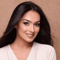 Klea Huta: Unë dhe jeta që më tërheq për poshtë, e lashë nuk kisha nerva